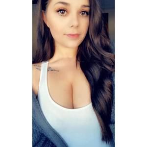 Meet your Posher, Carly